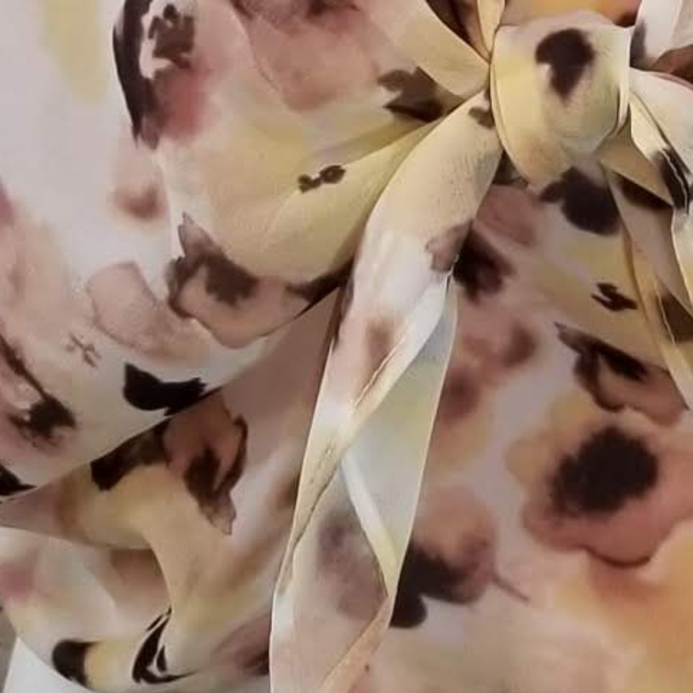 Gianni Bini Vic Crop Top - Picture 7 of 8